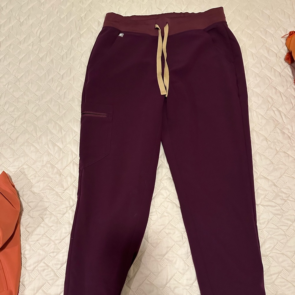 figs jogger scrub pants